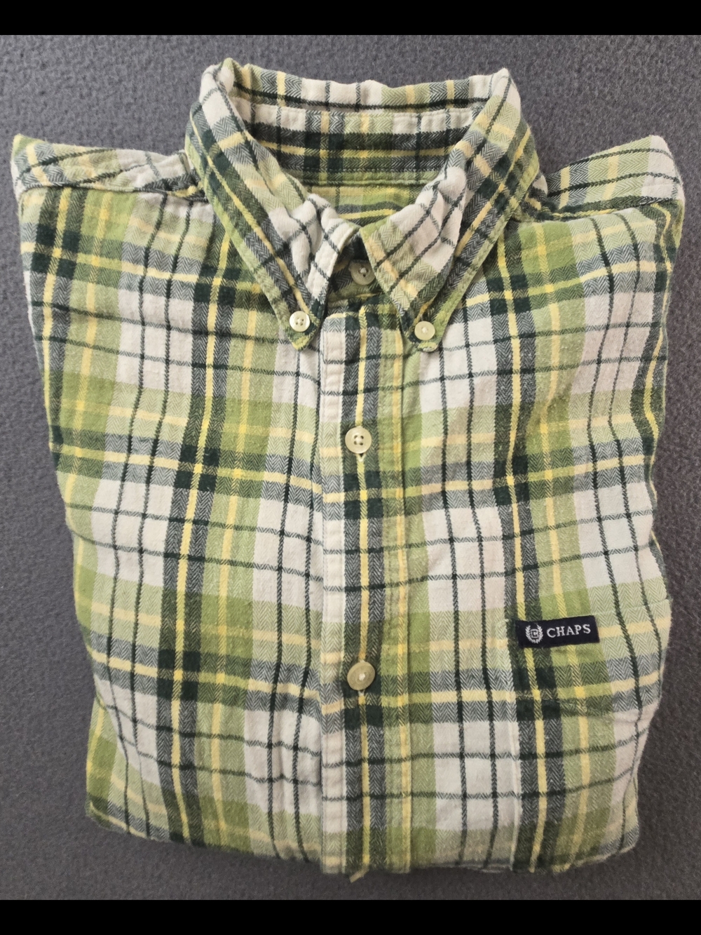 Chaps Men's Green Plaid Button-Down Shirt